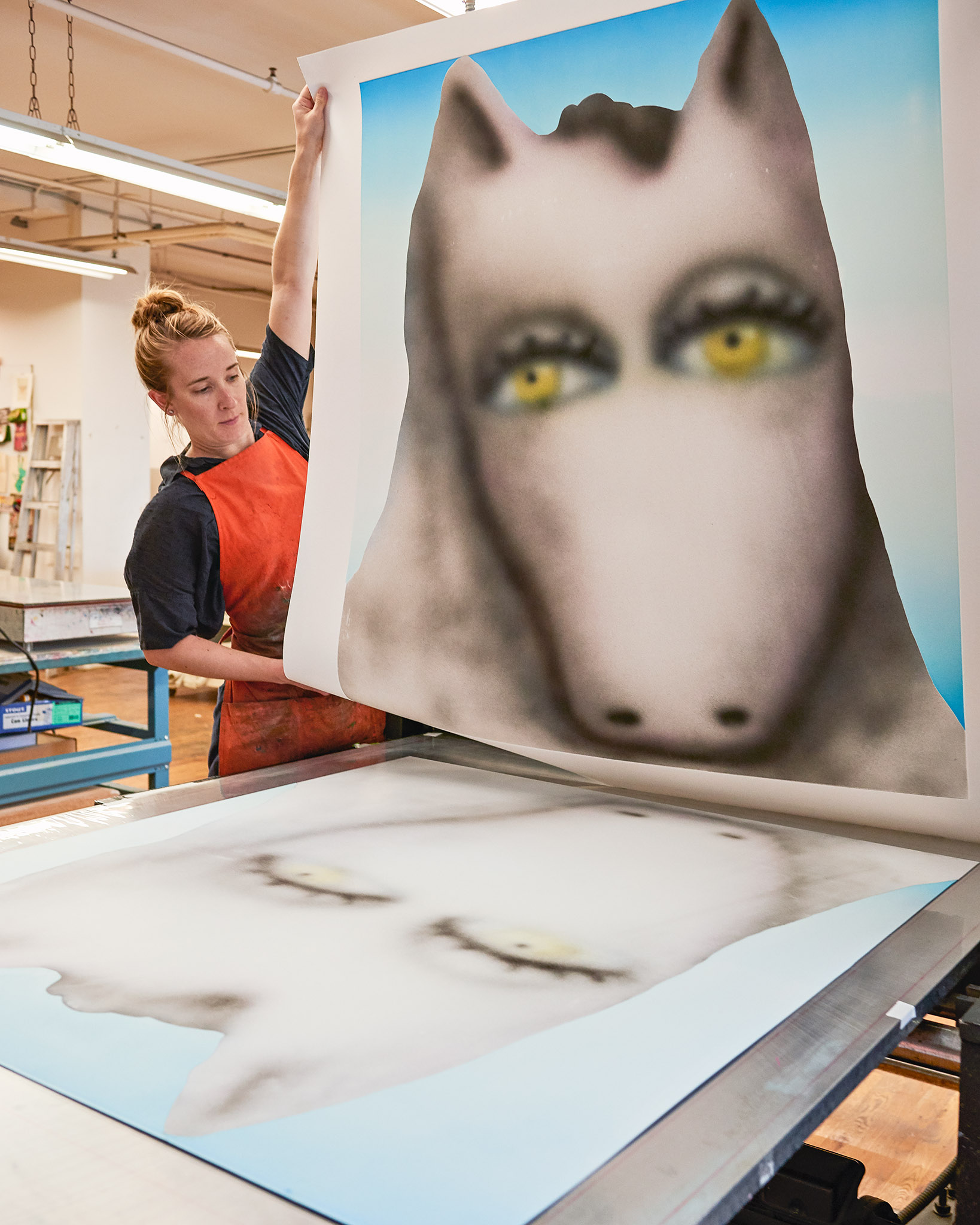 Master Printer Sarah Carpenter pulling an Austin Lee monoprint.